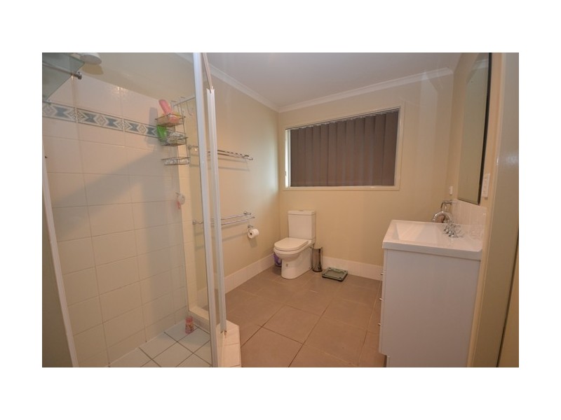 98 Broomdykes Drive, Beaconsfield QLD 4740