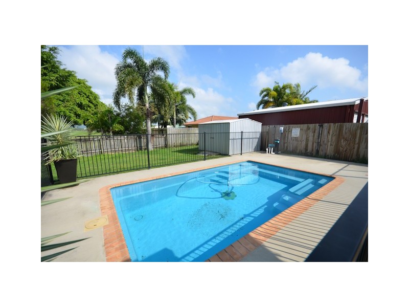 98 Broomdykes Drive, Beaconsfield QLD 4740