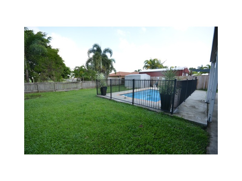 98 Broomdykes Drive, Beaconsfield QLD 4740