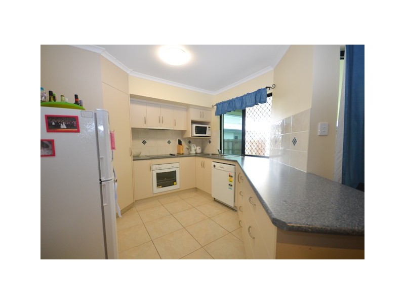 4 Jacob Street, Glenella QLD 4740