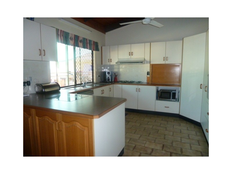 4 Karl Langer Crescent, Mount Pleasant QLD 4740