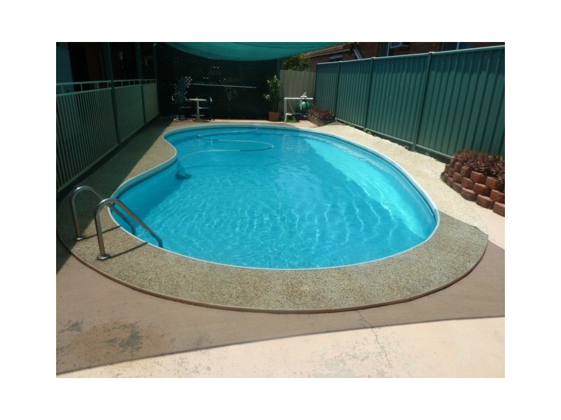 4 Karl Langer Crescent, Mount Pleasant QLD 4740