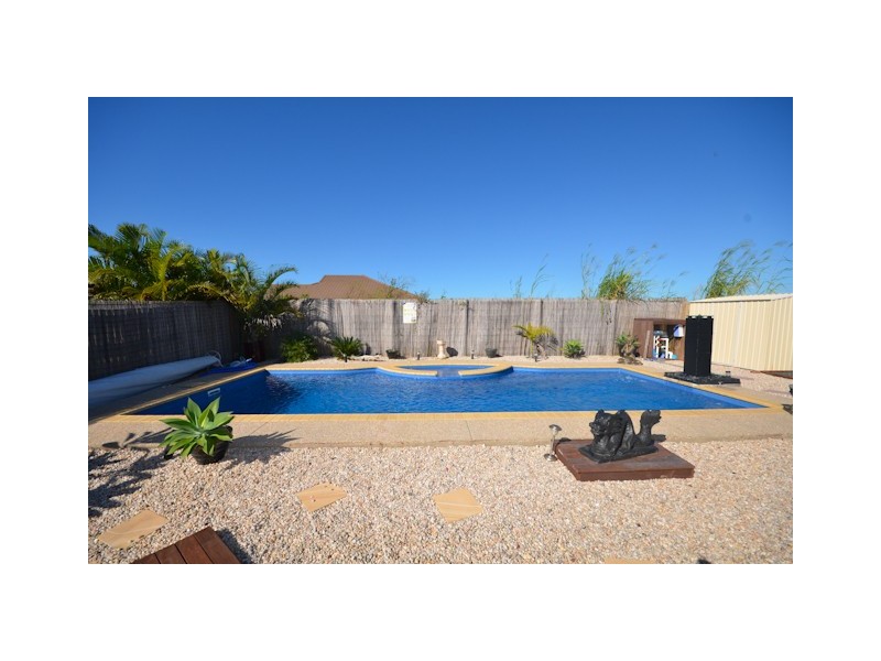 13 Lance Street, Bucasia QLD 4750