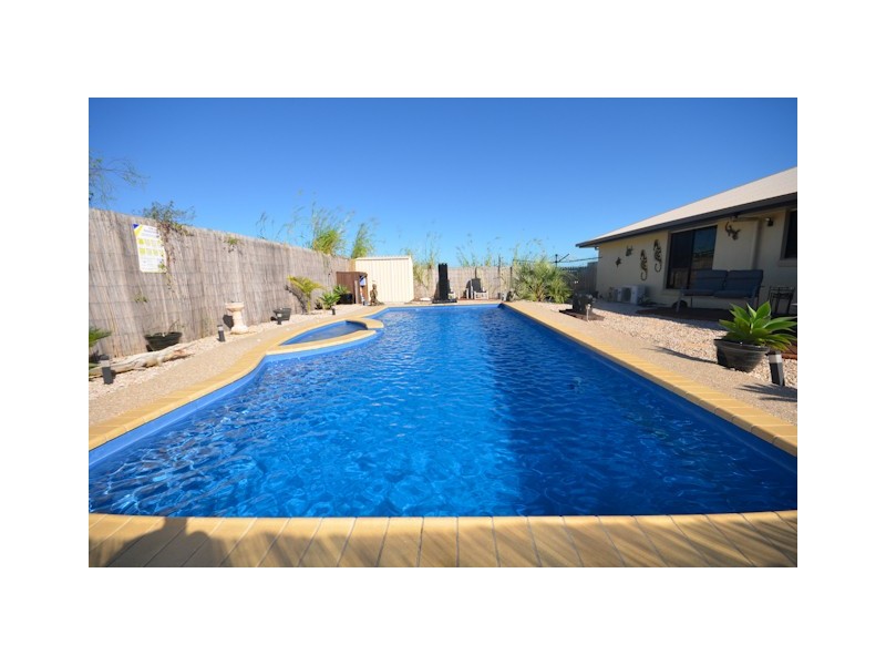 13 Lance Street, Bucasia QLD 4750