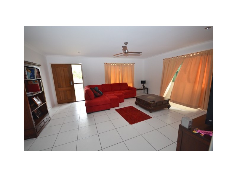 11 Peacock Place, Marian QLD 4753