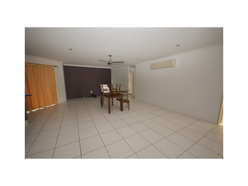 11 Peacock Place, Marian QLD 4753