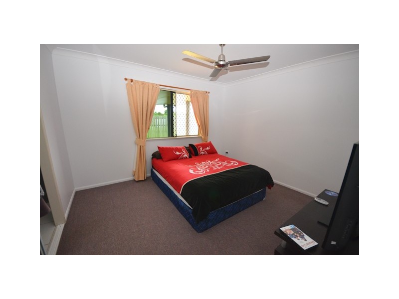 11 Peacock Place, Marian QLD 4753