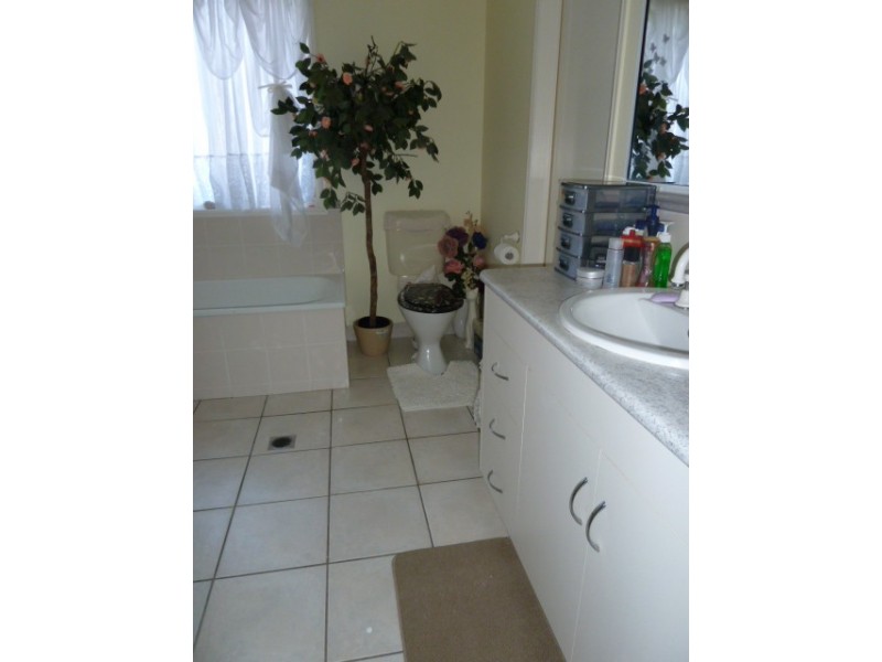 1 Dalton Street, Walkerston QLD 4751