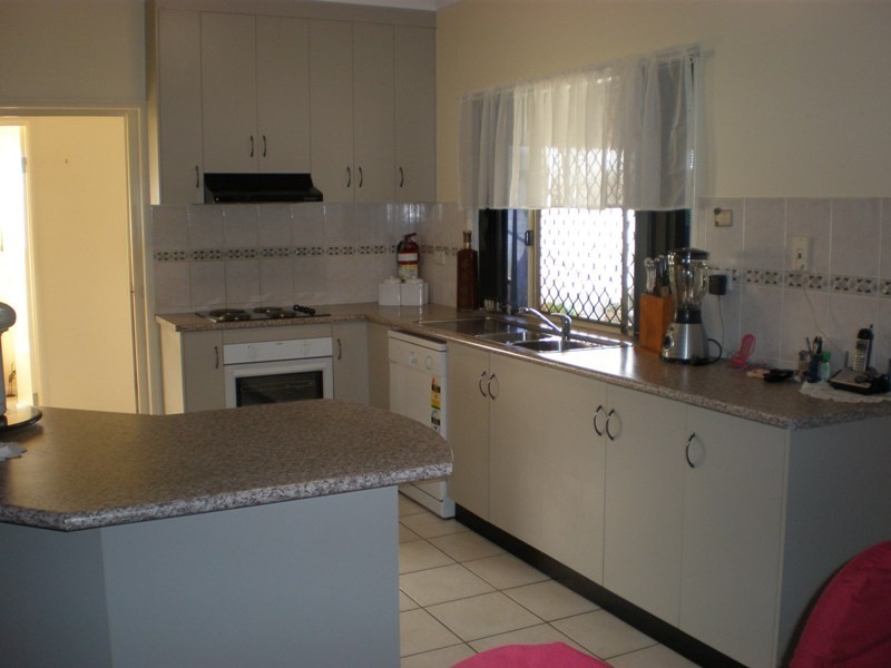 1 Dalton Street, Walkerston QLD 4751