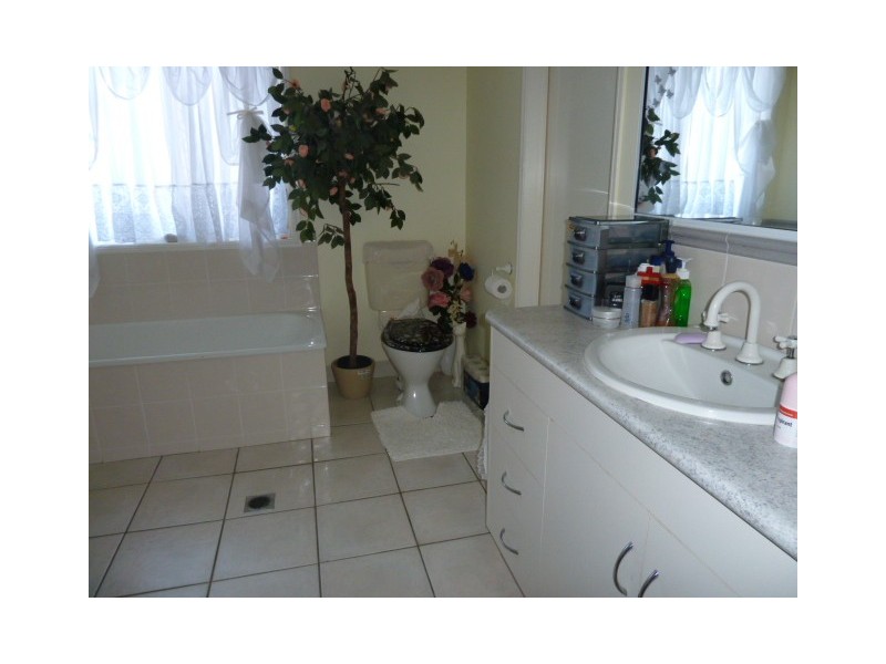 1 Dalton Street, Walkerston QLD 4751