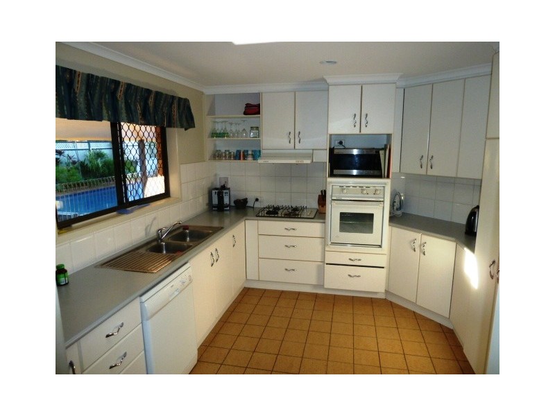 12 Flors Avenue, Mount Pleasant QLD 4740