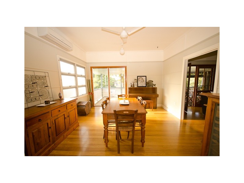 22 Douglas, West Mackay QLD 4740