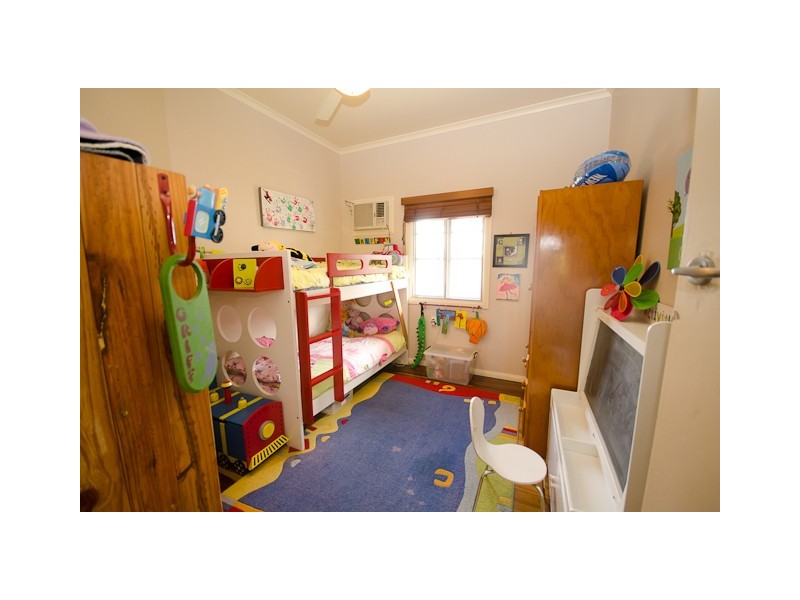 22 Douglas, West Mackay QLD 4740