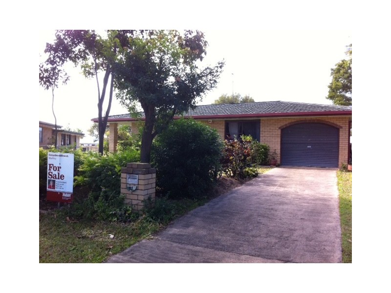 31 Downing Street, Ooralea QLD 4740
