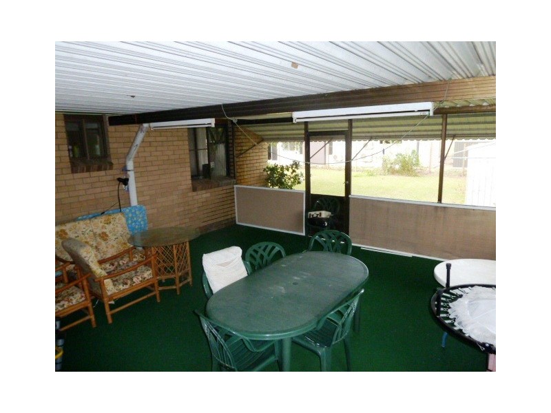 31 Downing Street, Ooralea QLD 4740
