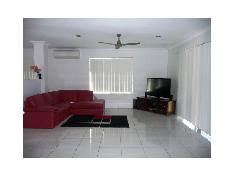 1 Mooney Court, Marian QLD 4753