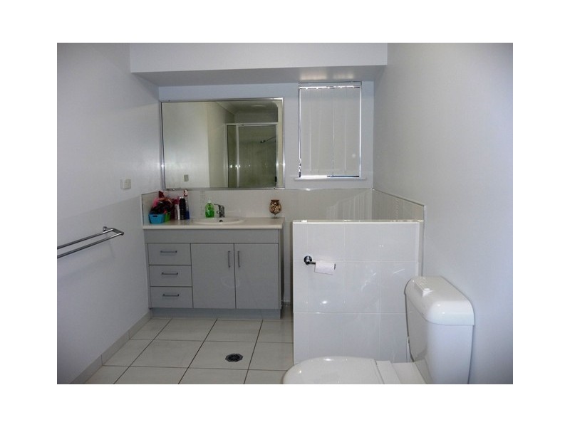 1 Mooney Court, Marian QLD 4753