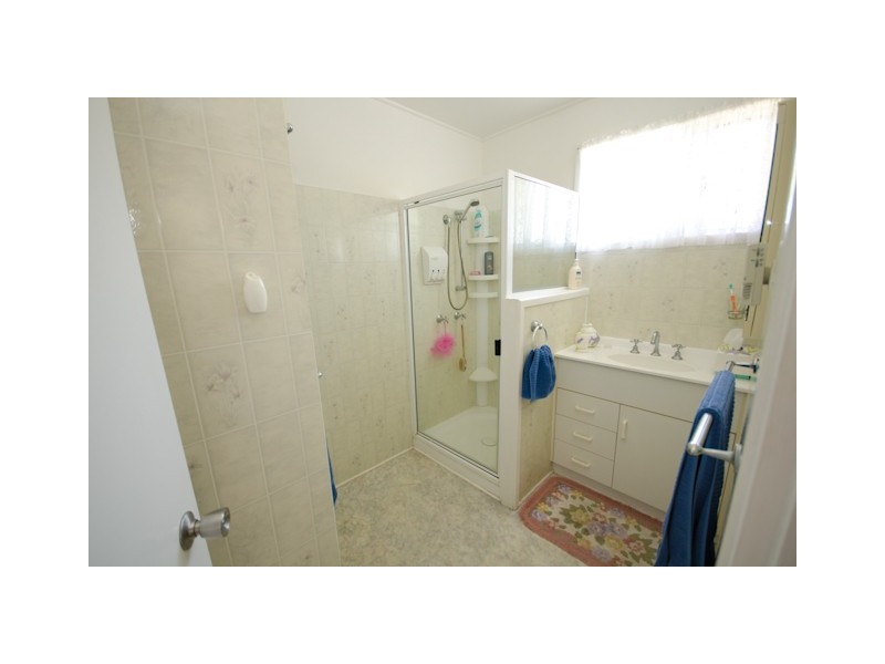 33 Maguire Street, Andergrove QLD 4740