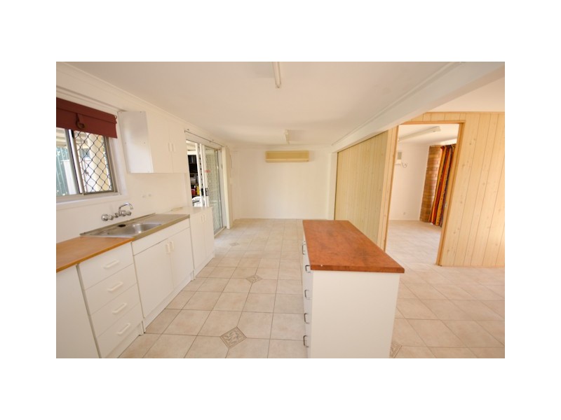 33 Maguire Street, Andergrove QLD 4740