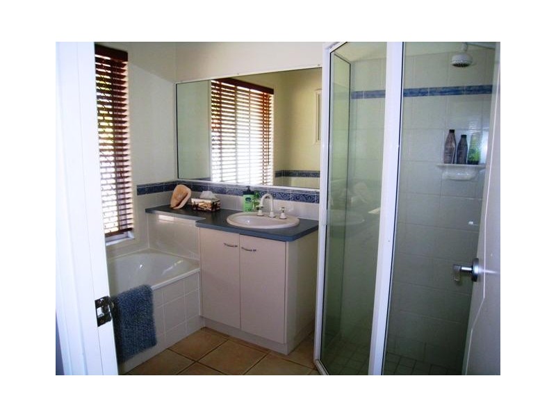 4 Spinnaker Way, Bucasia QLD 4750