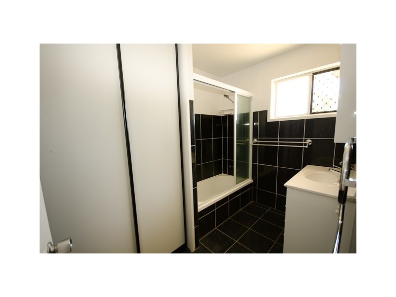 7 Amanda Drive, Andergrove QLD 4740