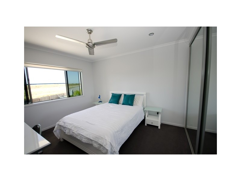 26 Kensington, Glenella QLD 4740