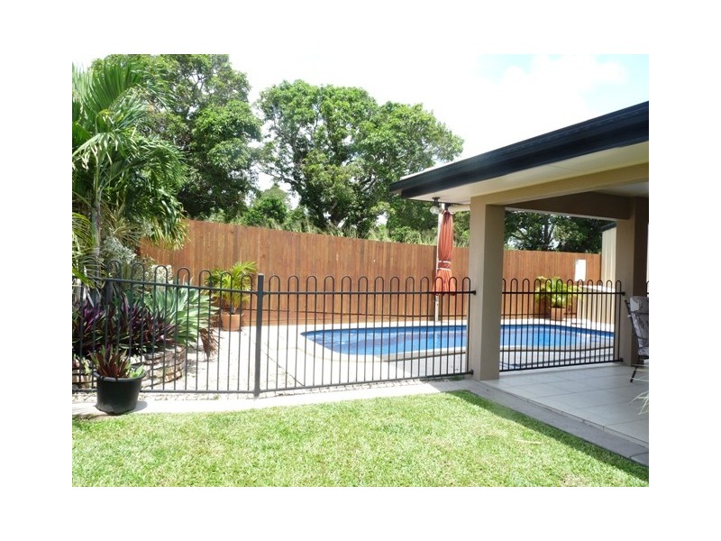 13 Foundation Street, Glenella QLD 4740