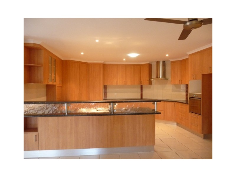 13 Foundation Street, Glenella QLD 4740