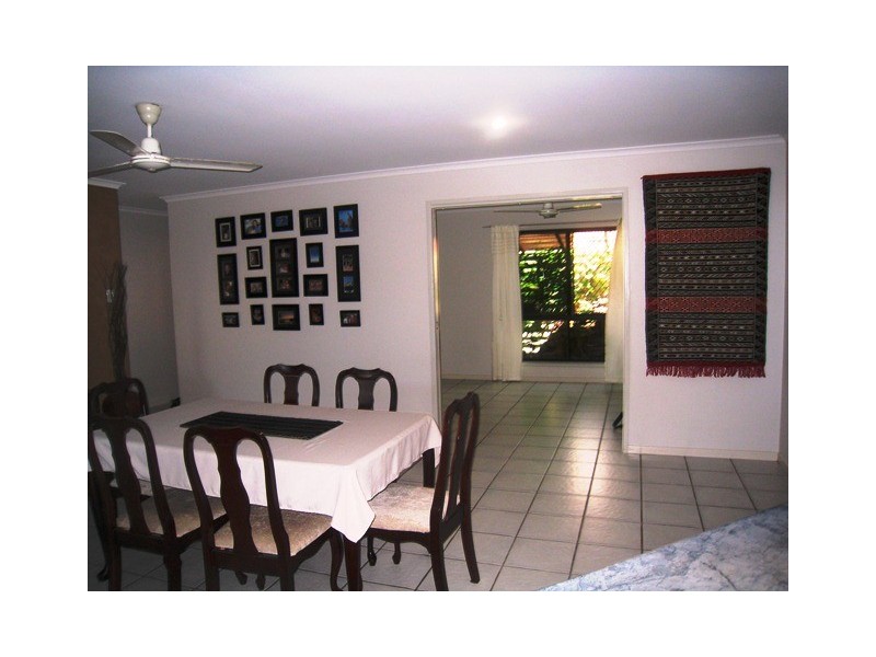32 Marine Pde, Bucasia QLD 4750