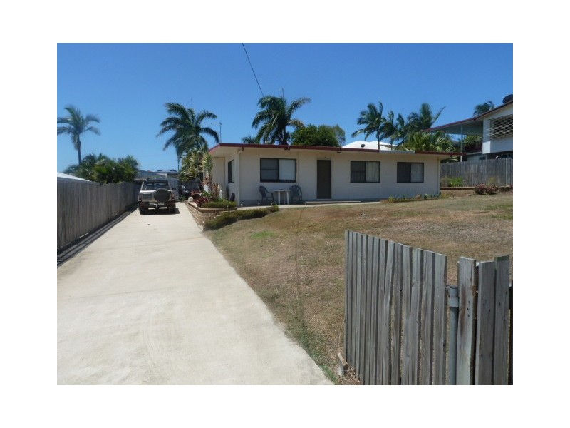 5 Wilson Court, Eimeo QLD 4740