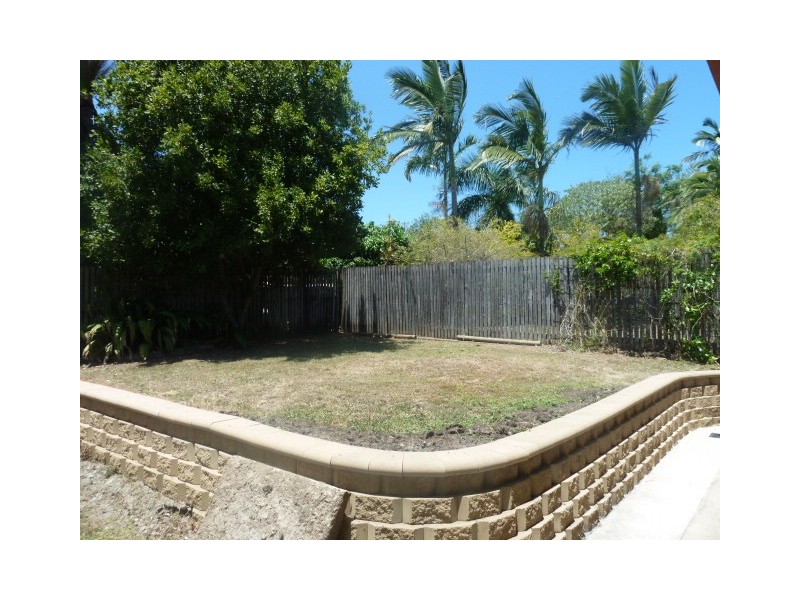 5 Wilson Court, Eimeo QLD 4740