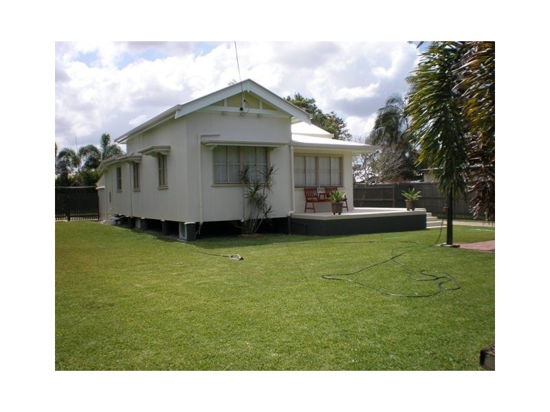 36 Holland Street, West Mackay QLD 4740