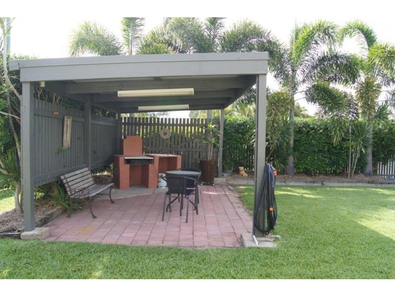 36 Holland Street, West Mackay QLD 4740