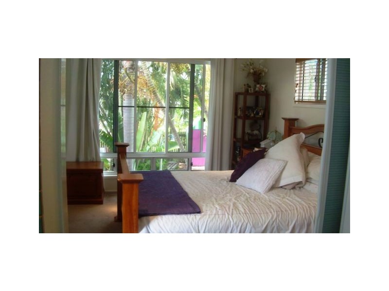 9 Dalrymple Street, East Mackay QLD 4740