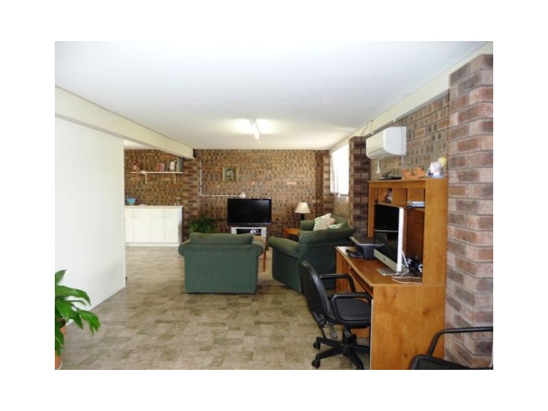 5 Calliandra Court, Andergrove QLD 4740