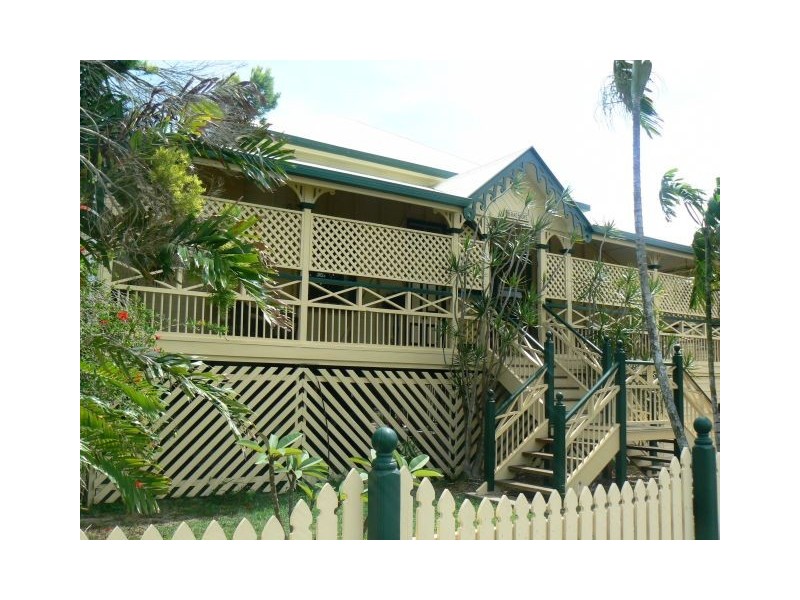 317 Shakespeare Street, Mackay QLD 4740