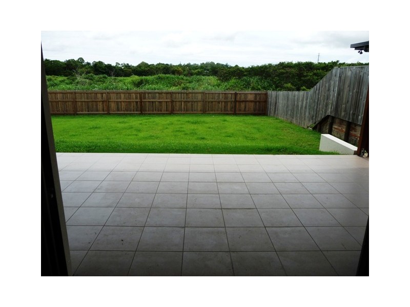 62 Cinnamon Drive, Glenella QLD 4740