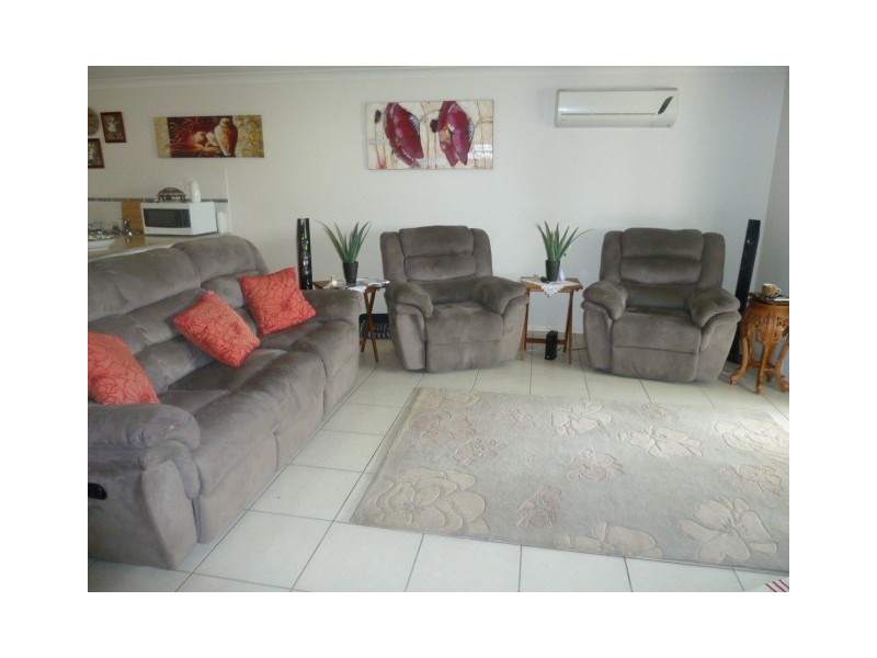 UNIT 2/7 WHITEHAVEN, Eimeo QLD 4740