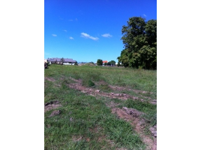 27 Kennys Road, Marian QLD 4753