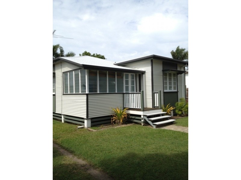 7 Dunn Street, West Mackay QLD 4740