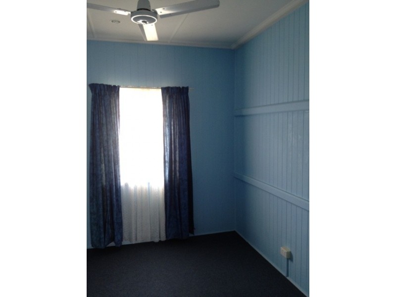 7 Dunn Street, West Mackay QLD 4740