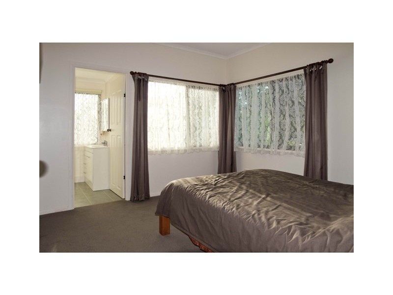 24 Forgan Street, North Mackay QLD 4740