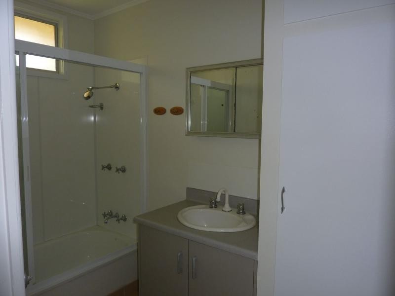 2 Annie Wood, Mount Pleasant QLD 4740