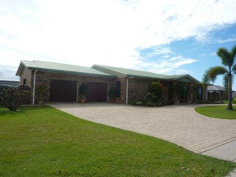 75 Pioneer Street, Glenella QLD 4740