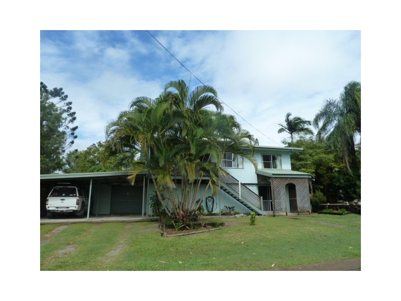 4 Damien Street, Rural View QLD 4740
