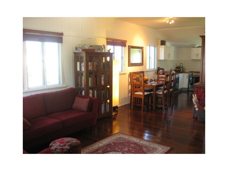 6 Vine Street, North Mackay QLD 4740