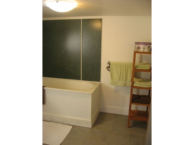 6 Vine Street, North Mackay QLD 4740