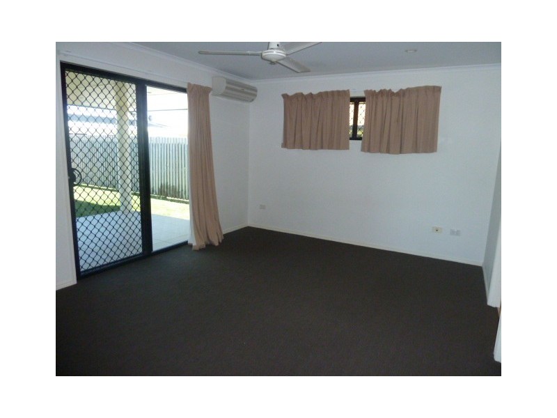 8 McAlary Drive, Eimeo QLD 4740