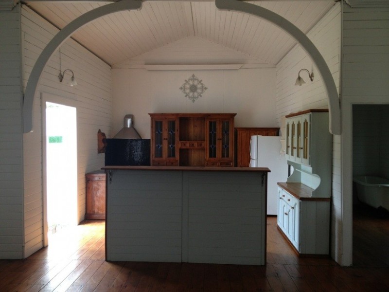 141 HAY POINT ROAD, Alligator Creek QLD 4740