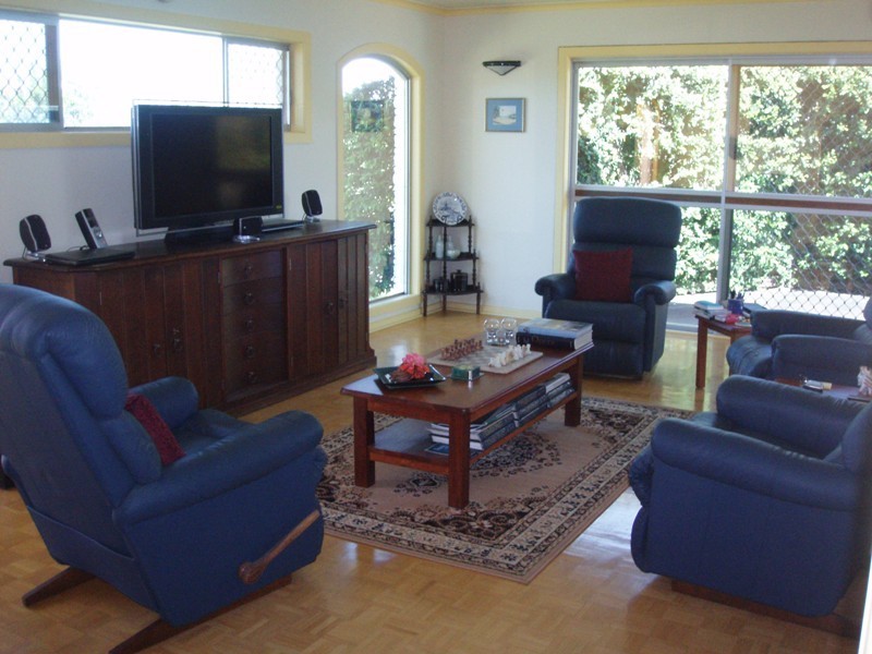 3 Willetts Road, Mount Pleasant QLD 4740